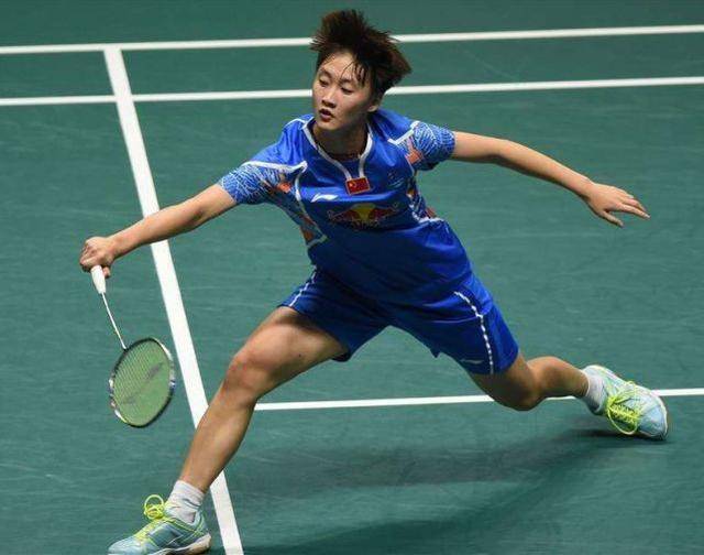 也浮出水面 也浮出水面