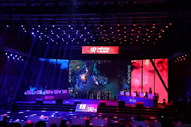 在关键赛事 在关键赛事